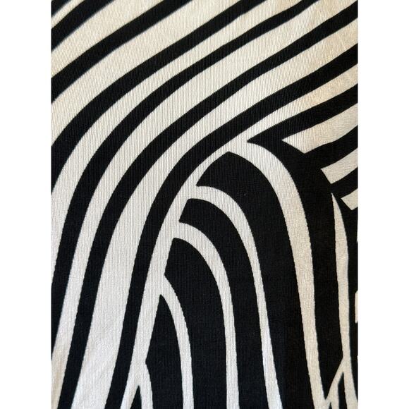 TRAVLERS by Chico Black White Geometric Print Business Office Casual Top Sz 3 - Picture 7 of 12